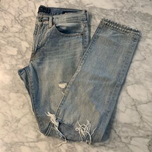 Lucky brand slim distressed light wash jean, 29”x32”